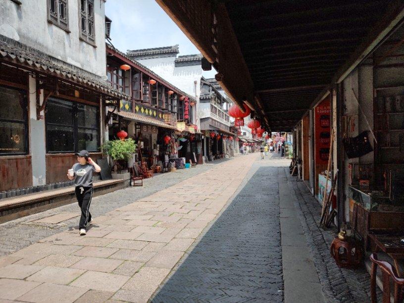 找到旅店窃贼